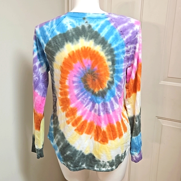 No Boundaries Tie Dye Boho Lobg Sleeve Tee - Picture 3 of 5